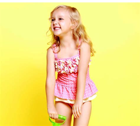 2019 Girls Swimwear One Piece Swimsuit Bikini Childrens Cute Floral