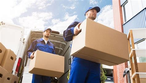 Benefits Of Hiring A Moving Company To Help You Move