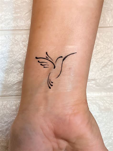 Hummingbird Temporary Tattoos Set Of 2 Etsy In 2021 Side Wrist