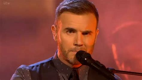 Gary Barlow Admits He S Scared Of Flying And Is Taking Classes To