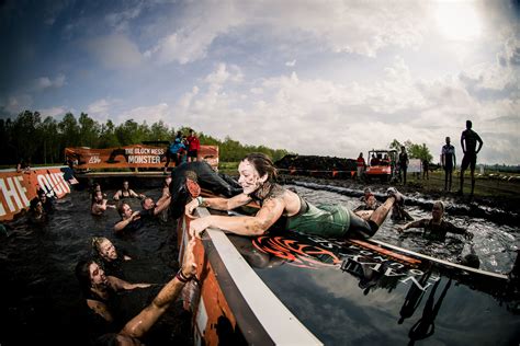 tough mudder s 2019 season takes off with new features for participants of all skill levels