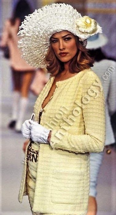 Tatjana Patitz Chanel Runway Show 1993