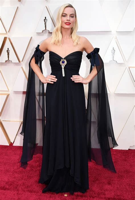 Margot Robbies Best Red Carpet Fashion Looks