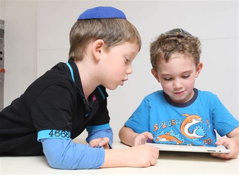 Teach Your Child Hebrew In A Way They Will Love