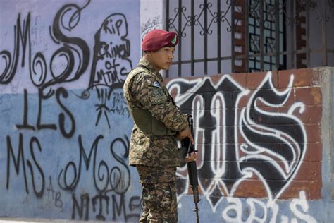 For two days in a row last month, the country the street gangs that have long terrorized el salvador have now turned their attention from extortion and. El Salvador gangs