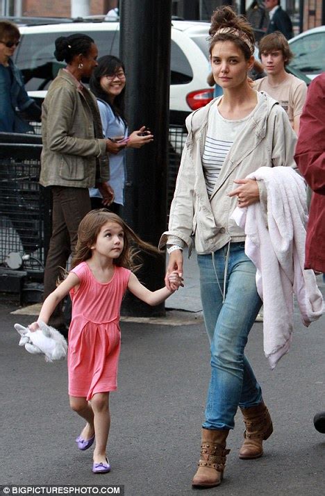 Suri Cruise And Her Friends Have Expensive Taste In Handbags Iucn Water