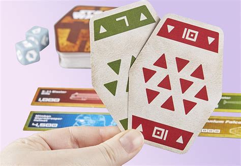 También se puede jugar con la baraja de 48 cartas. Estos son los mejores juegos de cartas que puedes comprar ...
