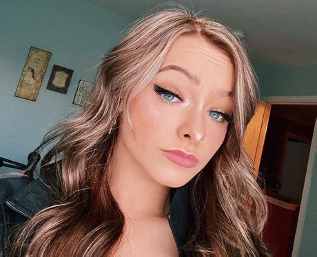 Her full real name is zoe laverne pemberton. Zoe Laverne: 13 facts about the TikTok star you should ...