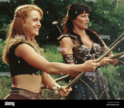 Renee O Connor Lucy Lawless Xena Warrior Princess