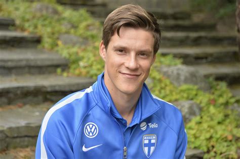 Latest on chievo verona defender sauli väisänen including news, stats, videos, highlights and more on espn. Sauli Väisänen elää Italiassa unelmaansa - Jalkapallo ...