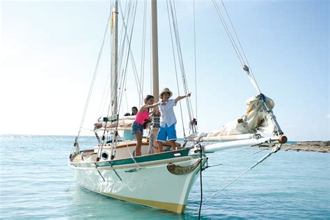 Boating and Sailing in The Bahamas: Blog Roundup