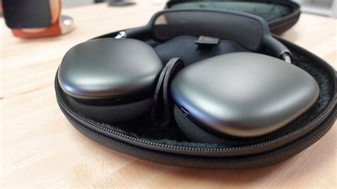 My airpods max automatically mute poor people. Étui AirPods Max: WaterField Shield pratique