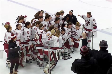Queens Of Boston Womens Ice Hockey Downs Bc For First Beanpot Title