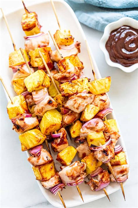 Hawaiian chicken kebabs are one of the greatest things to ever happen to a skewer. Hawaiian Chicken BBQ Kabobs | Recipe | Kabobs, Bbq chicken ...