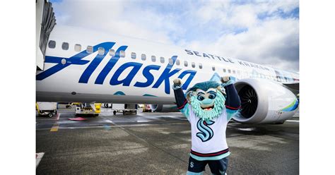 Alaska Airlines Slashes Ticket Prices To Dallas As The Kraken Face Off