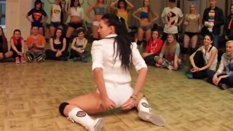 En Seksi Dans Very Sexy Dance Youtube