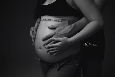 Descubrir 42 Imagen Calvin Klein Maternity Shoot Couple Vn