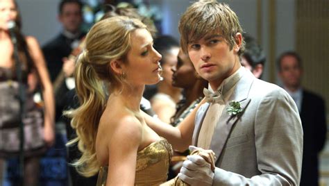 Everything The Gossip Girl Cast Has Said About The Show Returning