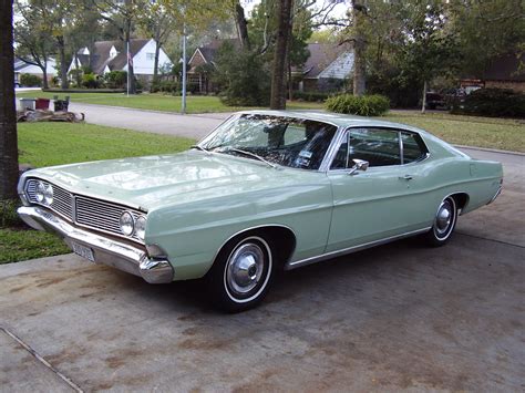 Ford Galaxie 1968 Look At The Car