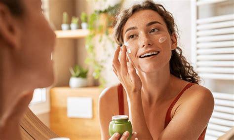 How To Make Simple Skincare Routine 3 Best Ways Healthy Basis