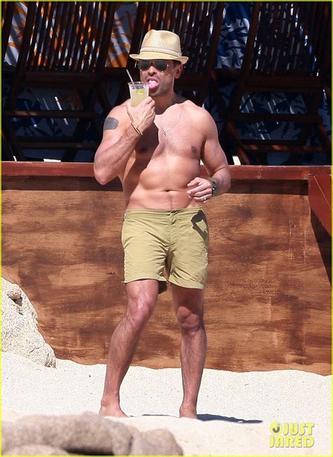 Matt Bomer Shirtless Sexy Cabo Vacation With Simon Halls Photo Bikini Kelly Ripa