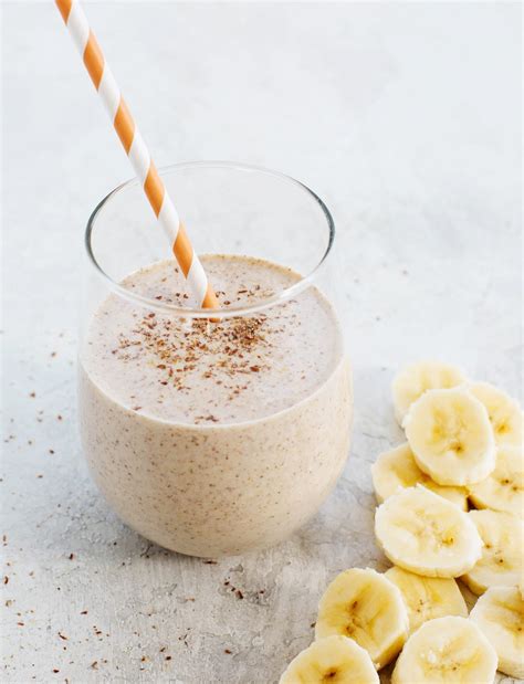 After all, everybody is making smoothies and i did not want to be left out. Banana Oat Breakfast Smoothie - Eat Yourself Skinny