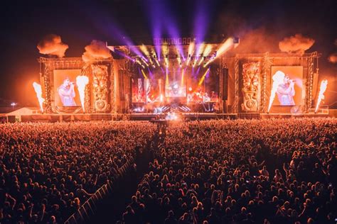 Avenged sevenfold, guns n' roses, and ozzy osbourne. Download Festival | Download Festival 2019 Tickets Are On ...