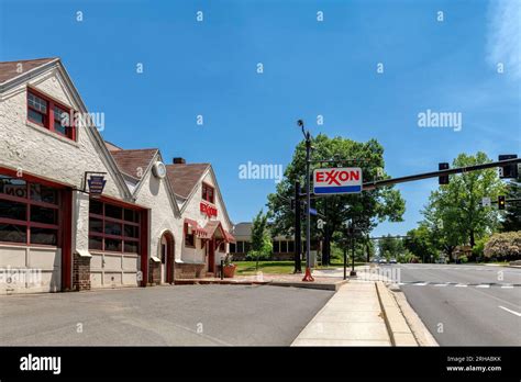 Exterior view of an Exxon old gas station Stock Photo - Alamy