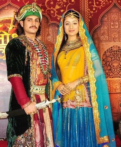 Paridhi Sharma Height Weight Age Husband Biography And More