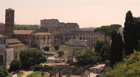 Il Colosseo Il Monumento Del Mondo Antico Più Celebre Di Roma