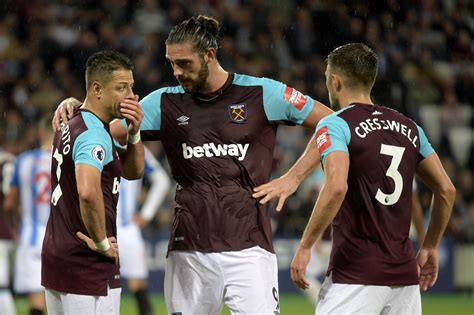 West Ham Boss Slaven Bilic Admits Fitting Andy Carroll And Javier Hernandez Into Their Positions