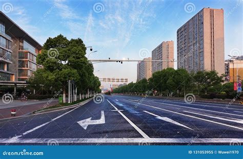 Empty City Streets In The Morning Editorial Image Image Of Cars