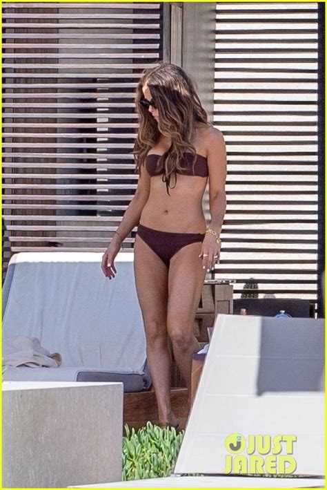 Kate Beckinsale Hits The Beach In A Bikini In Cabo San Lucas Photo