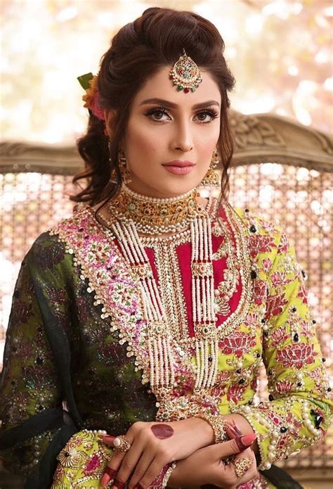 Pin By Din On Sweet Ayeza Khan Pakistani Bridal Makeup Pakistani