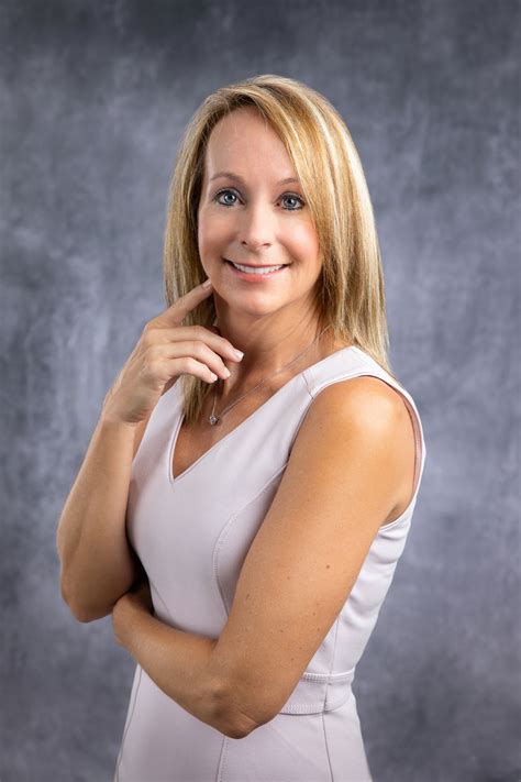 A Realtor’s Guide To Getting Great Headshots Cindi Fortmann Photography