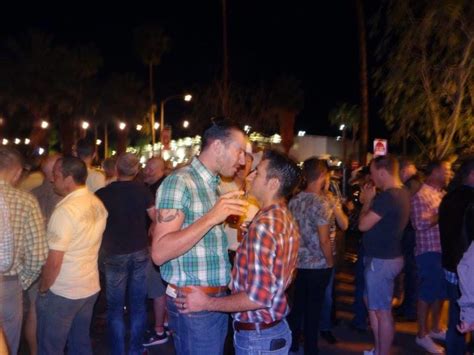 Gay Palm Springs The Top Gay Bars And Things To Do