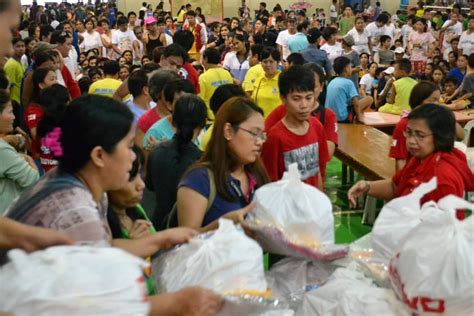 over 1 000 volunteers heed call of dswd department of social welfare and development