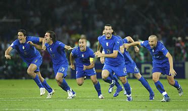 Von euronews • zuletzt aktualisiert: Italy Football Team: Italy Soccer Team News