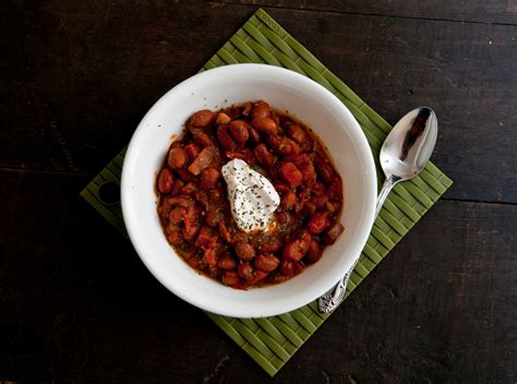 Radical Cabbage Red Bean Chili With Cinnamon And Cocoa