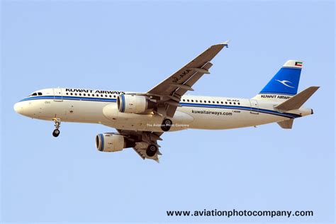 The Aviation Photo Company Kuwait Kuwait Airways Airbus A320 200 9k