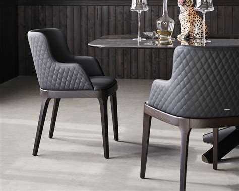 Buy Magda Couture Carver Dining Chair Online In London Uk Denelli Italia