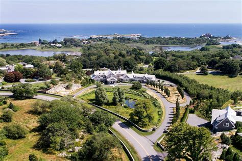 Newport Rhode Islands 155m ‘bird House Estate Is Owned By Campbell