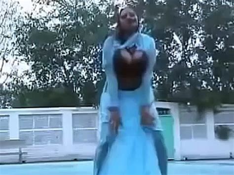 Full Hot Punjabi Mujra In Rain Video Dailymotion