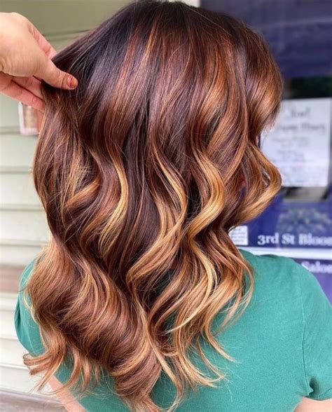 15 Flattering Hair Colors That Prove Balayage Is Perfect For Fall Fall Hair Color Trends