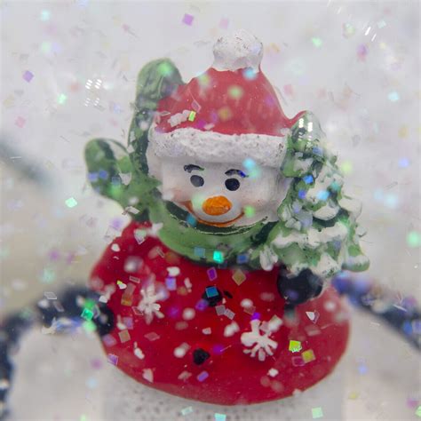 The Christmas Workshop Musical Snow Globes Various Styles Wind Up
