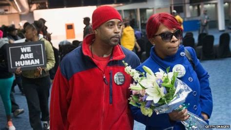 St Louis Police Investigate Michael Brown S Stepfather Bbc News