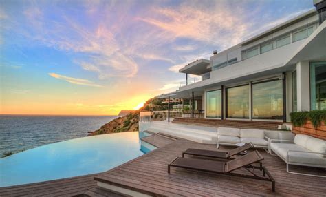 12 Cool Waterfront Homes Of Spain You Need To See