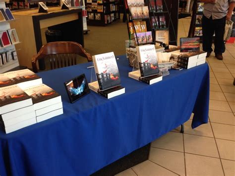 Unclaimed Table Display At Barnes And Noble Barnes And Noble Book