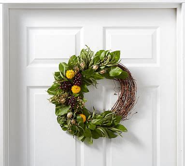 Pottery barn, west elm, and williams sonoma cardholders cannot earn key rewards and credit card rewards on the same transaction. Fresh Vine And Grapes Wreath | Pottery Barn