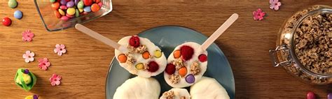 Smarties® Springtime Frozen Yoghurt Lollies Recipe Smarties